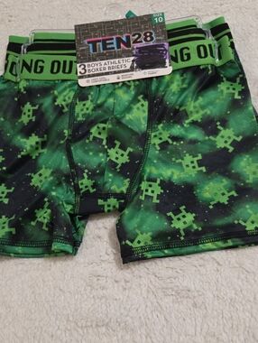 NWT HANDCRAFT TEN 28 BOYS BOXER BRIEFS